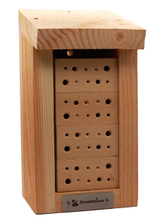 Hotel_front-streektuinen-scaled